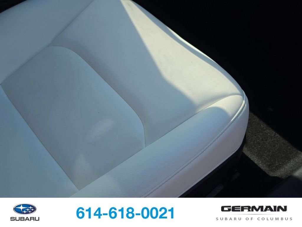 Used 2020  Tesla Long Range image 27
