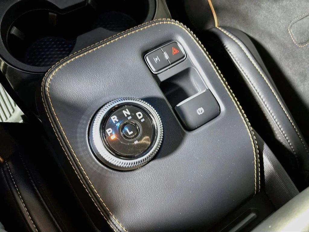 Used 2022 Blue Ford GT image 18
