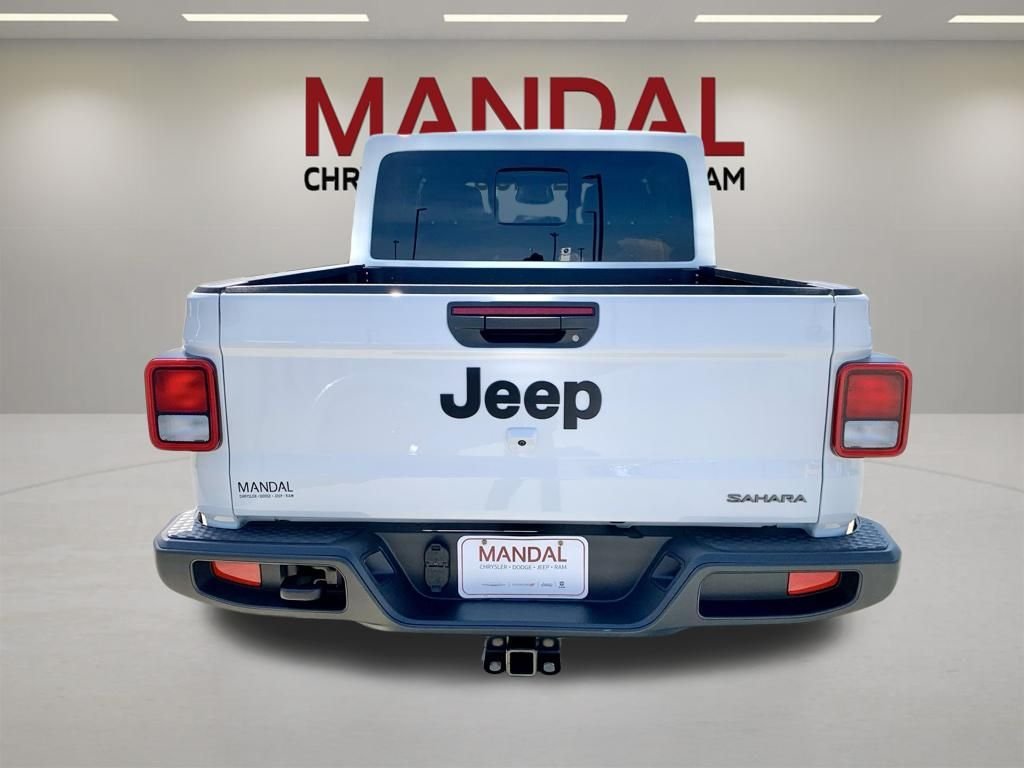 Used 2026 White Jeep Sahara image 7