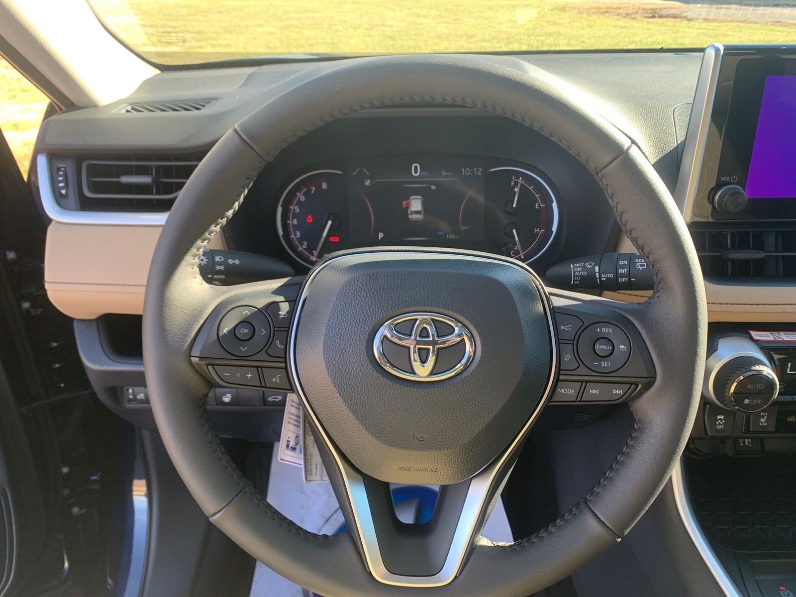 New 2025  Toyota XLE image 16