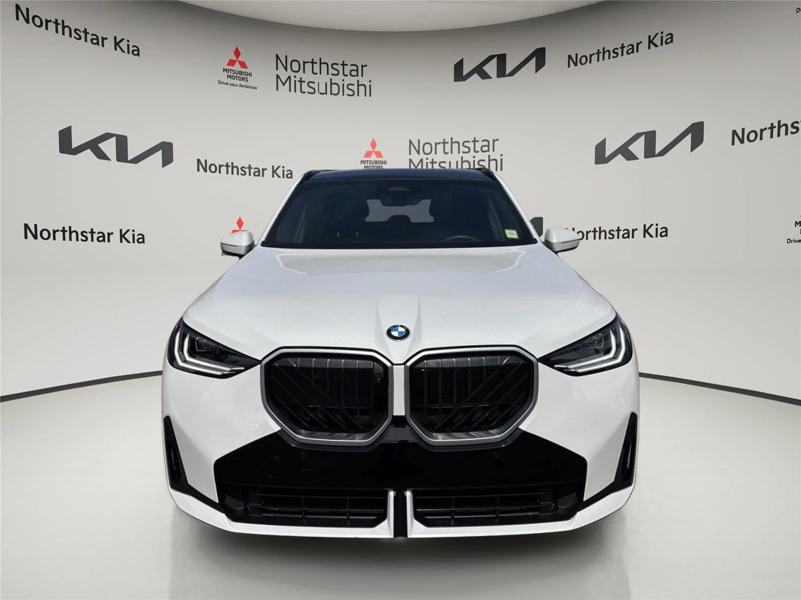 Used 2025 WHITE BMW 30 xDrive image 8