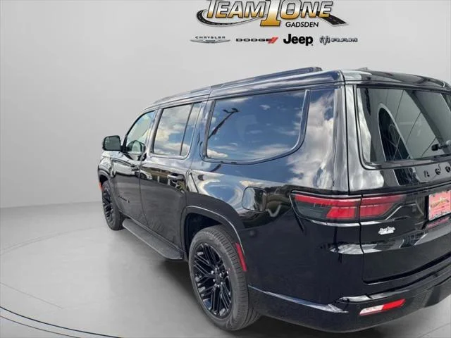 New 2025 Diamond Black Crystal Pearl-Coat Exterior Paint Jeep Series II image 7