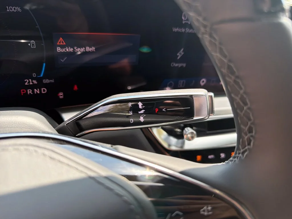 2027 Cadillac LYRIQ Signature Luxury - Photo 27