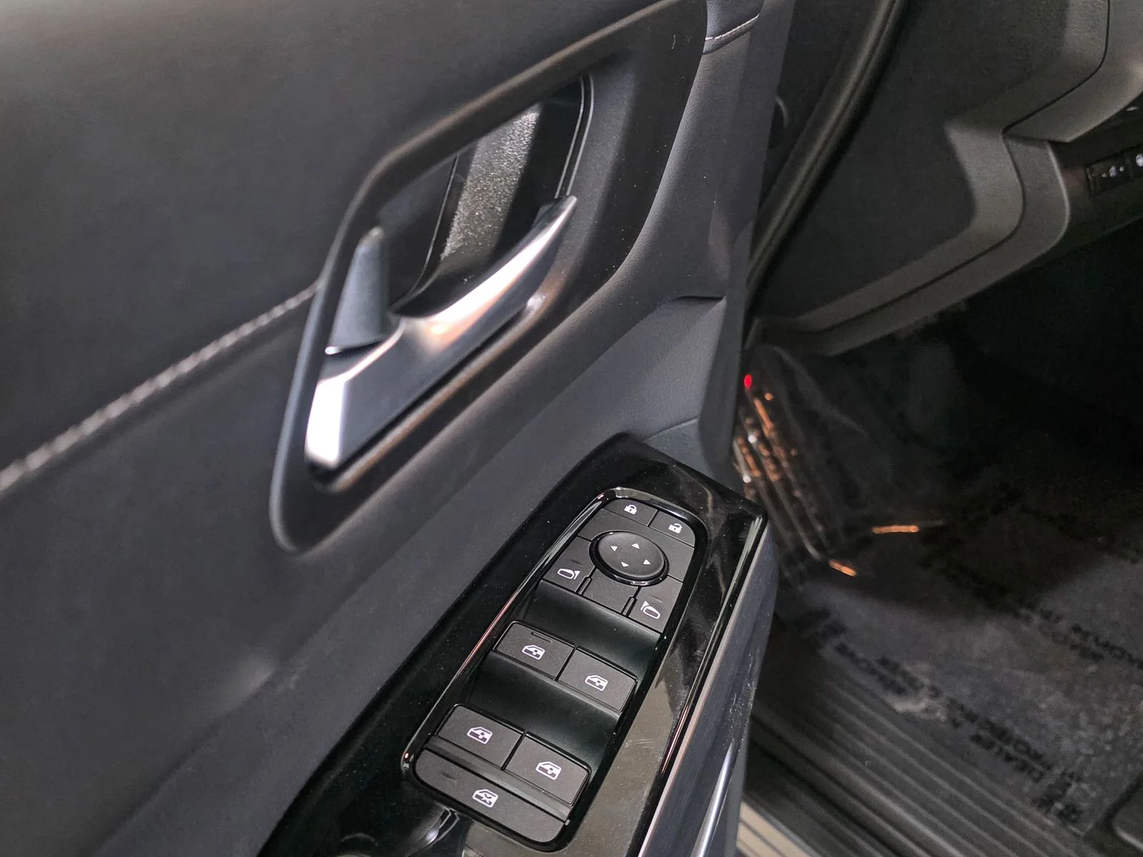 New 2026 Gun Metallic Nissan SL image 19