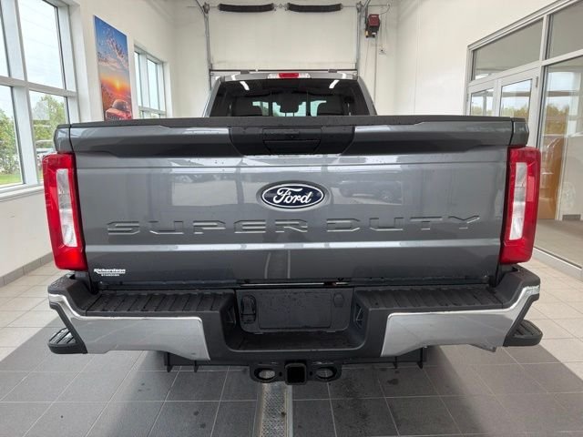 New 2027 Carbonized Gray Metallic Ford F-250® XLT image 10
