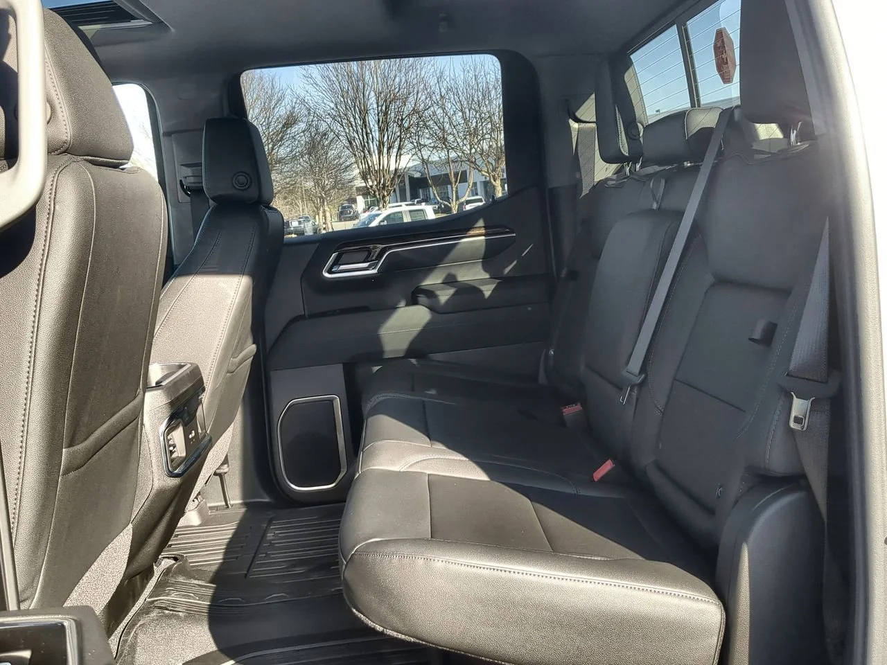 New 2026 Sterling Metallic GMC Elevation image 26