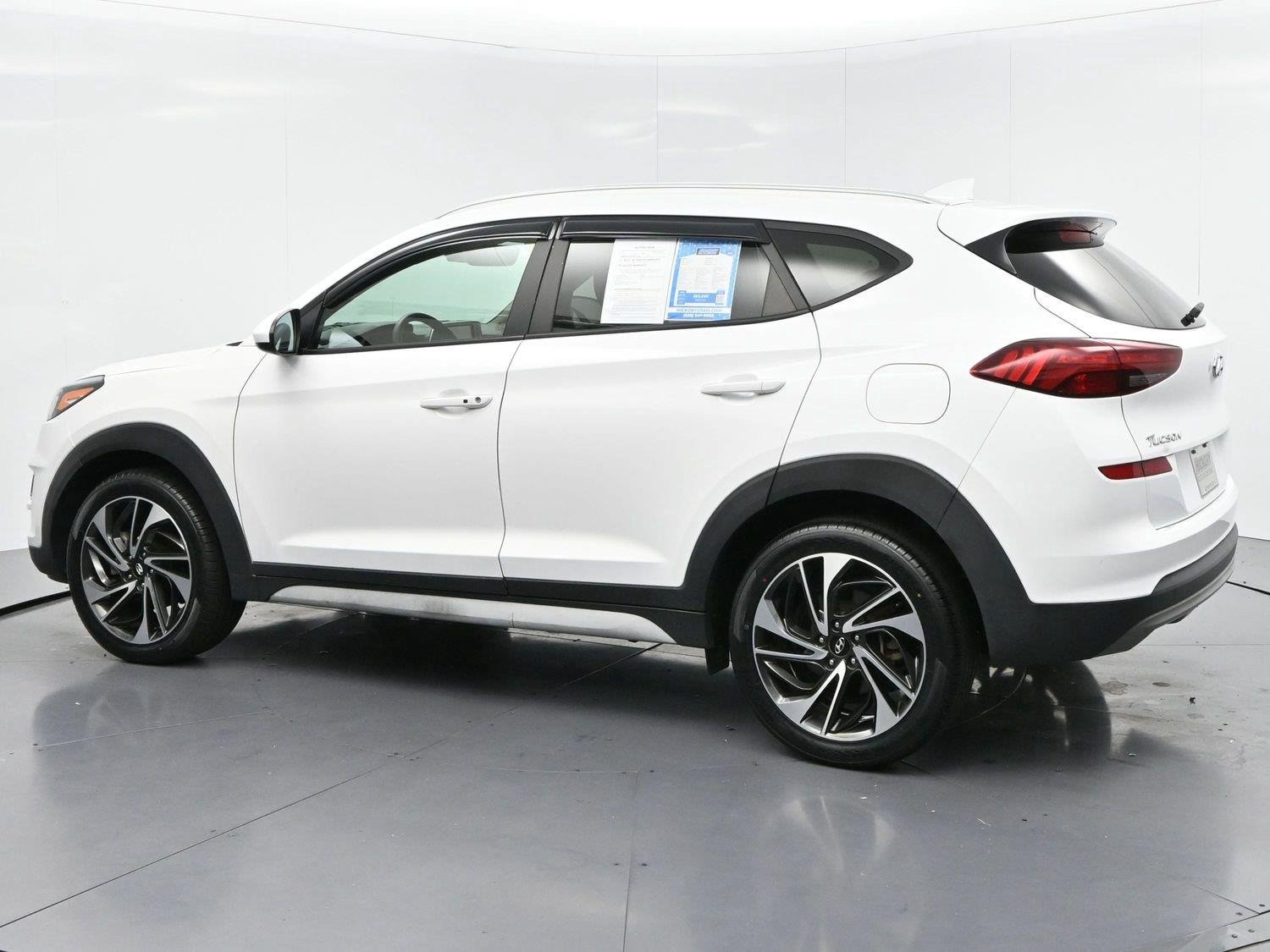 Used 2021 White Cream Hyundai Sport image 5