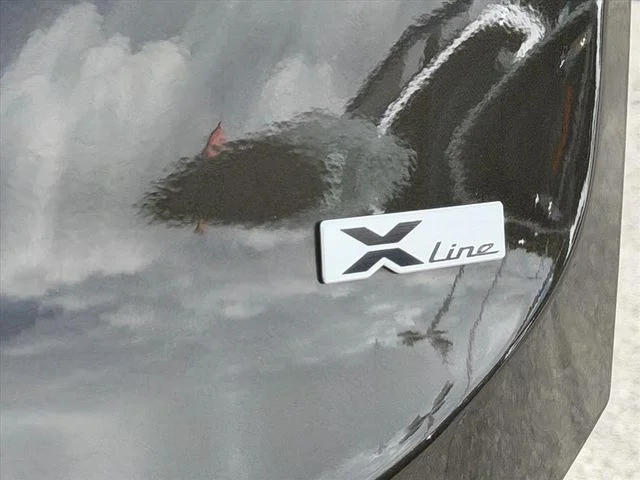 Used 2024 Green Kia EX X-Line image 31