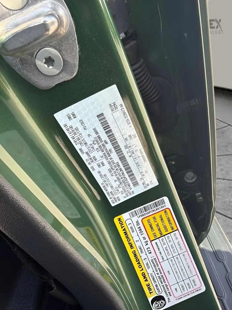 Used 2022 Green Ford Wildtrak image 21