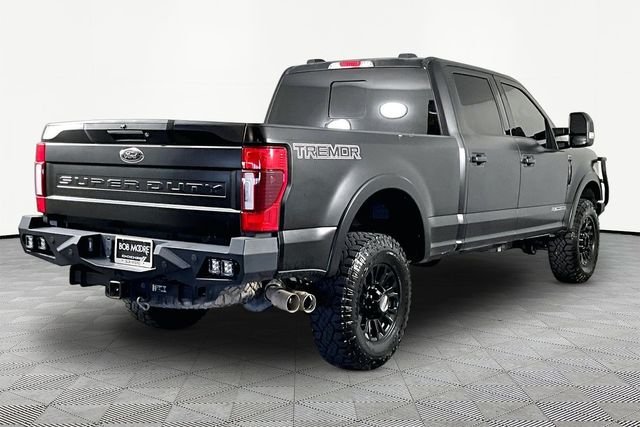 Used 2021 White Ford Lariat image 6