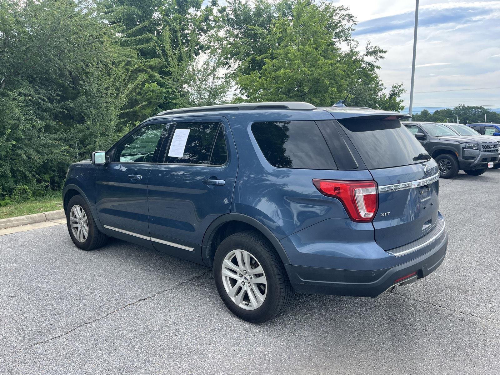 Used 2018 Blue Ford XLT image 7