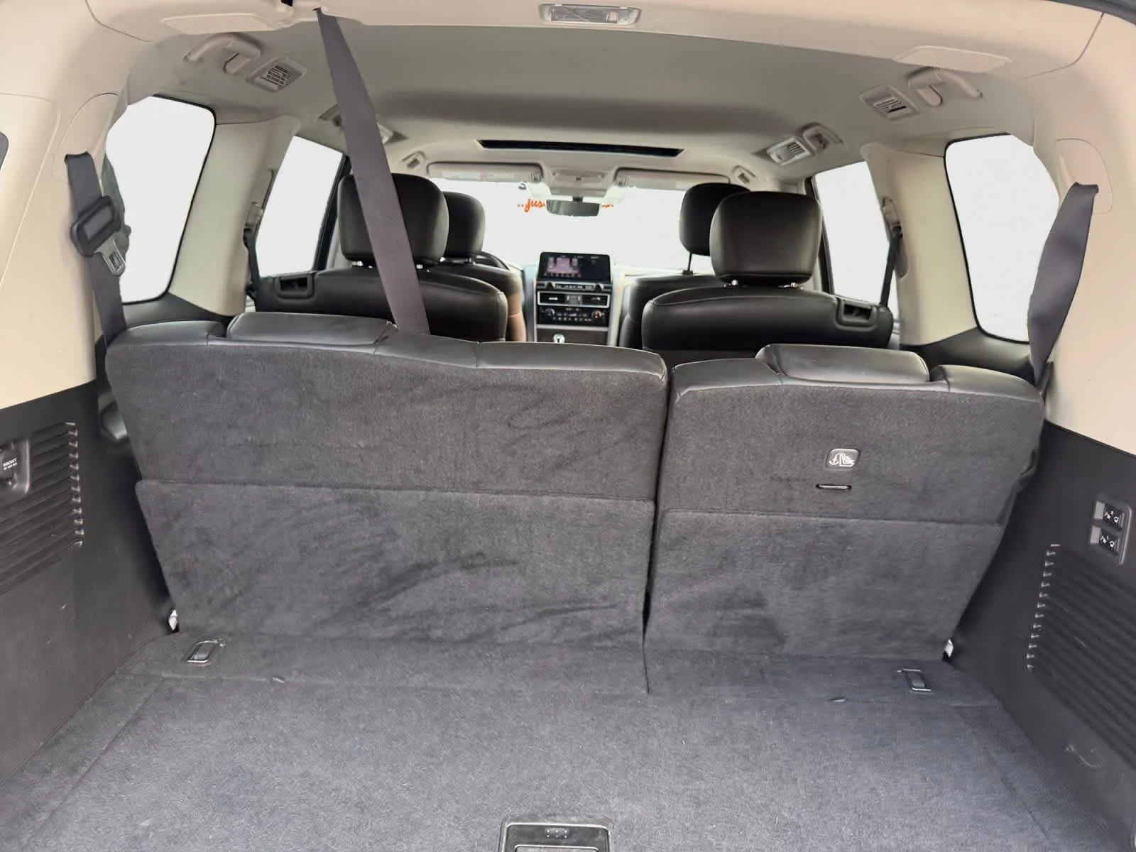 Used 2024 Anthracite Gray INFINITI LUXE image 21