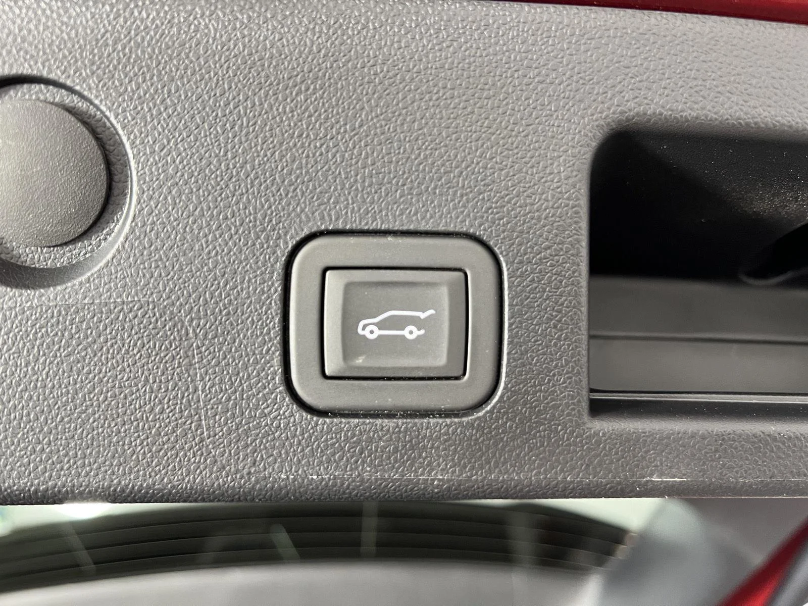 Used 2026 Radiant Red Tintcoat Chevrolet LT image 28