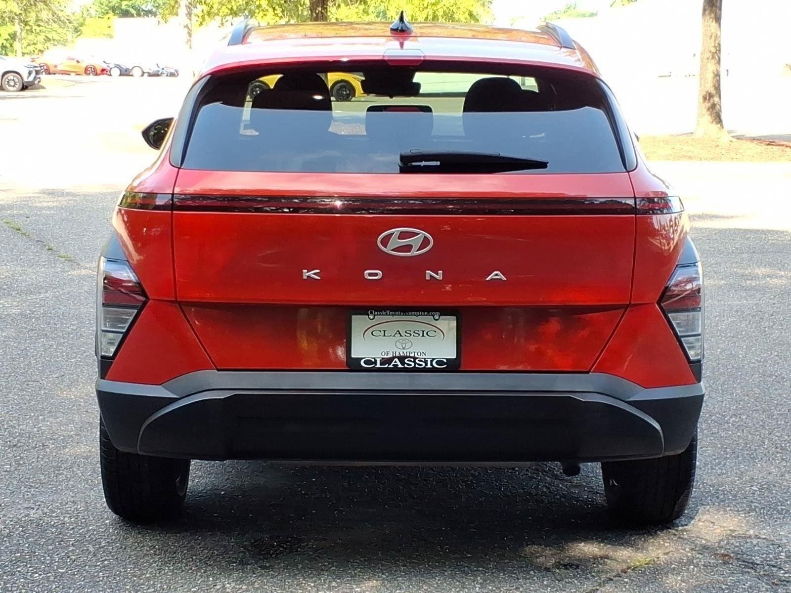 Used 2025 Soultronic Orange Pearl Hyundai SEL image 13