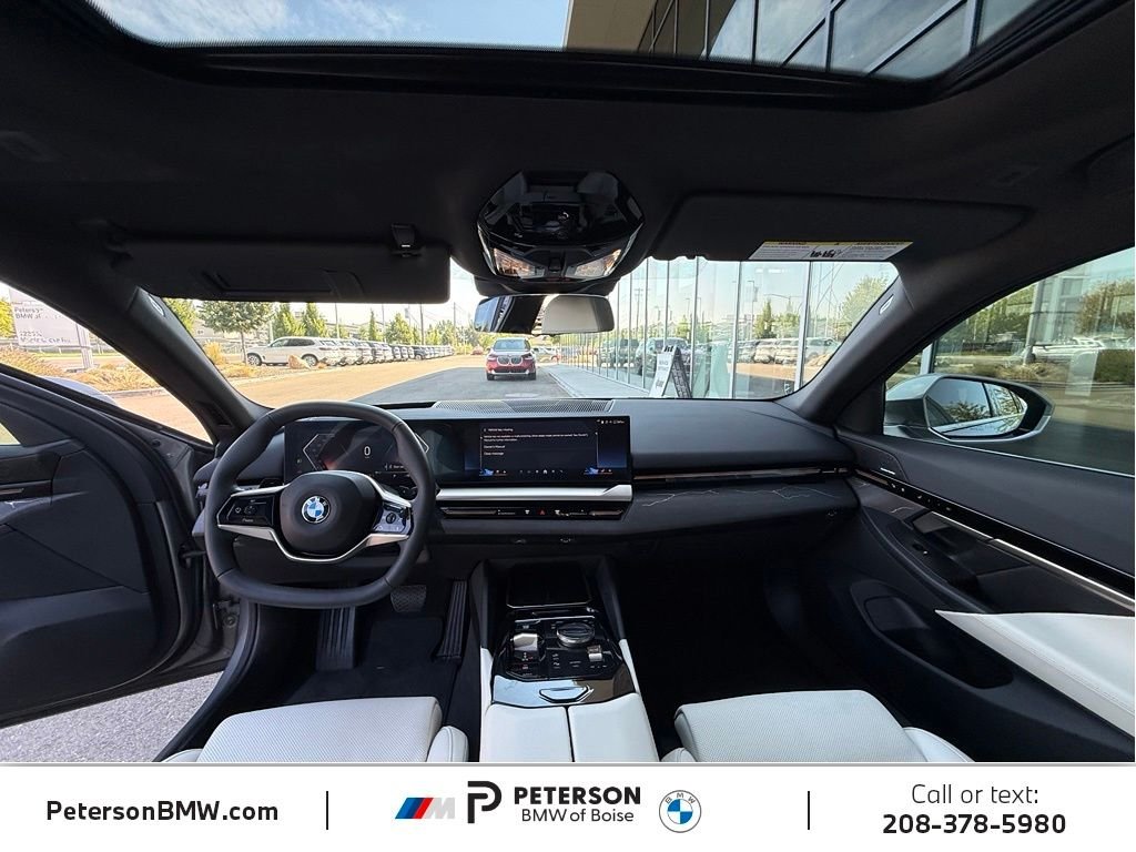 Used 2024 Oxide Grey Met BMW 530i image 19