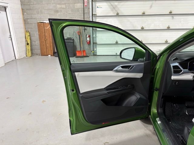 New 2026 Green Volkswagen 1.5T SE image 10