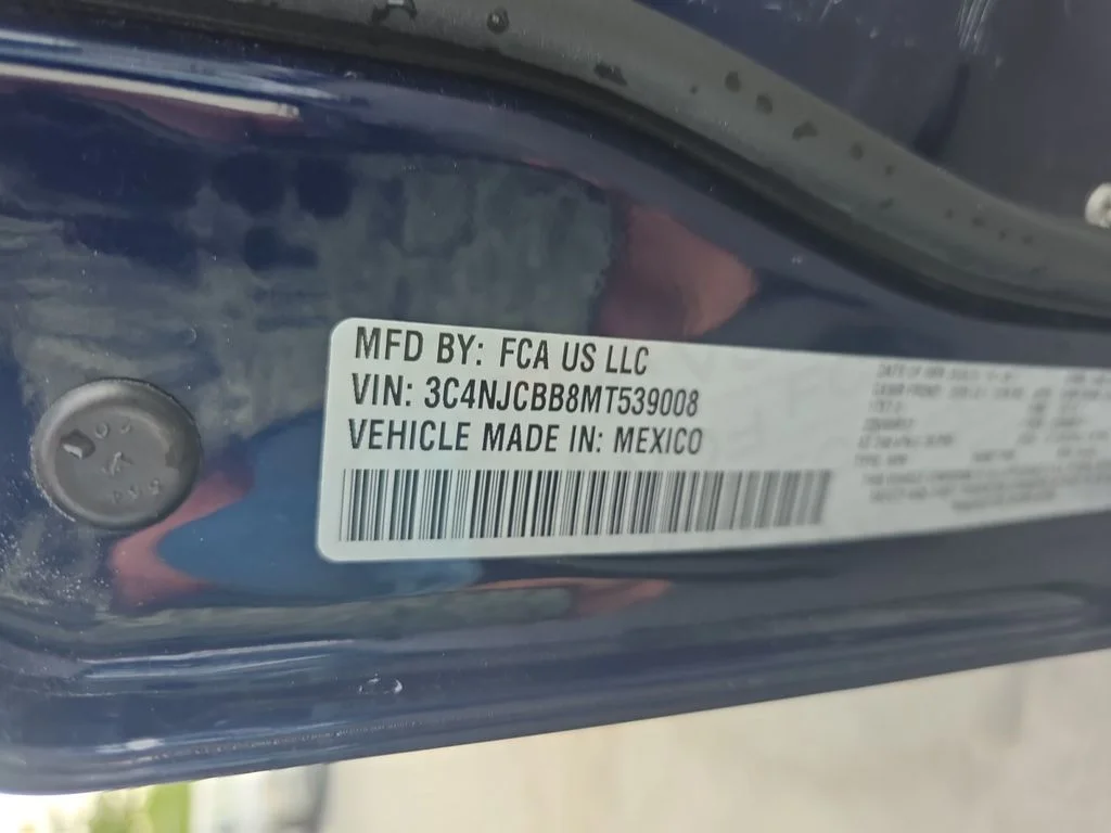 Used 2021 Jazz Blue Pearlcoat Jeep Latitude image 25