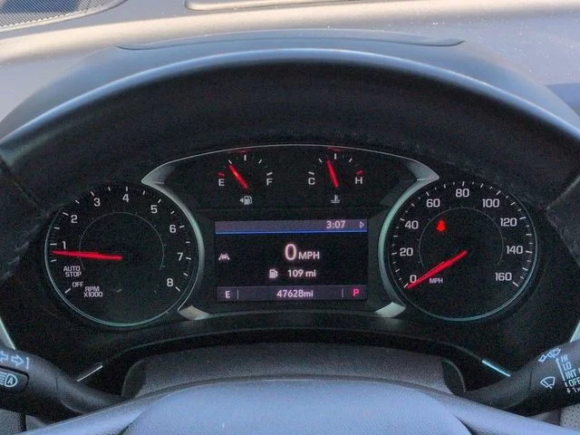 Used 2021 White Chevrolet Premier image 26
