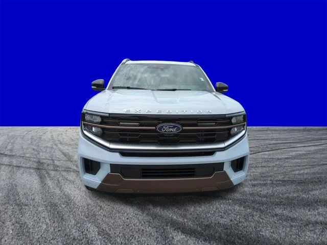New 2026 Space Silver Metallic Ford MAX King Ranch® image 9
