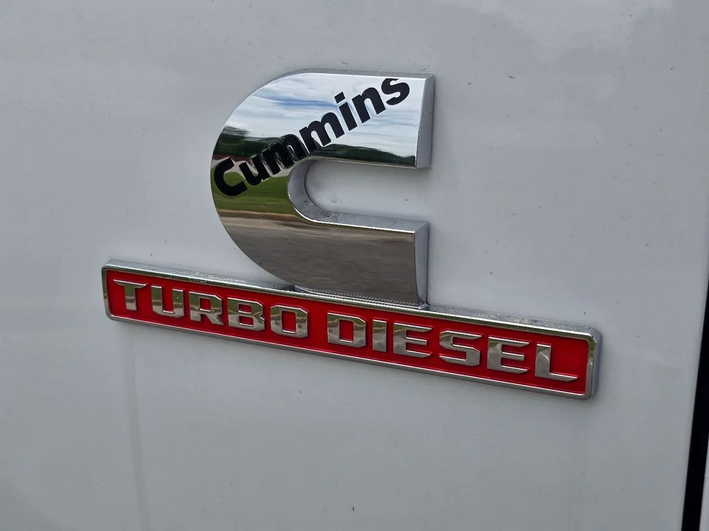 Used 2025 White Ram Laramie image 13