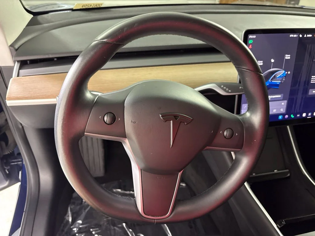 Used 2019 Blue Tesla Mid Range image 24