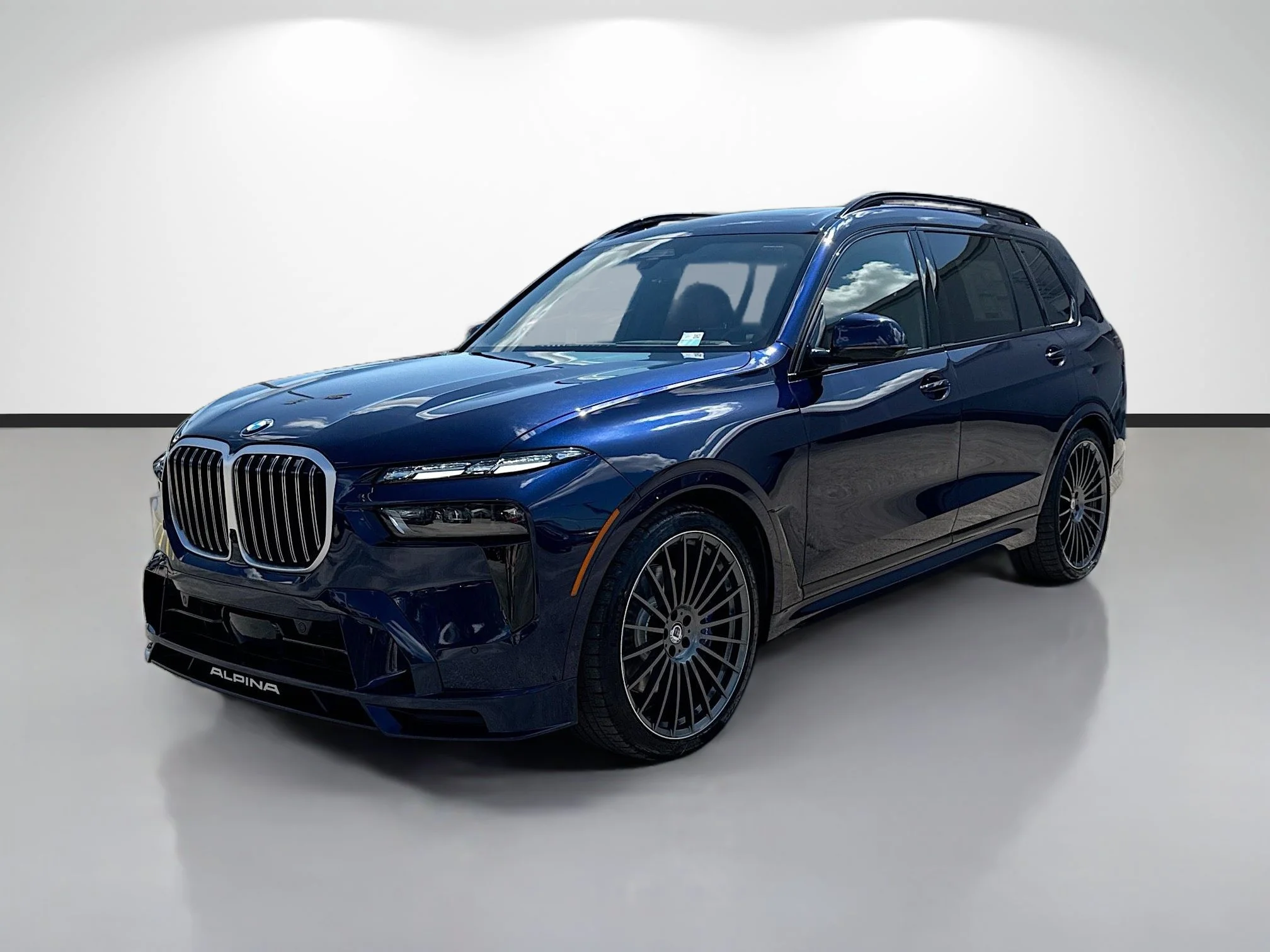 New 2026 Tanzanite Blue II Metallic BMW ALPINA XB7 image 7