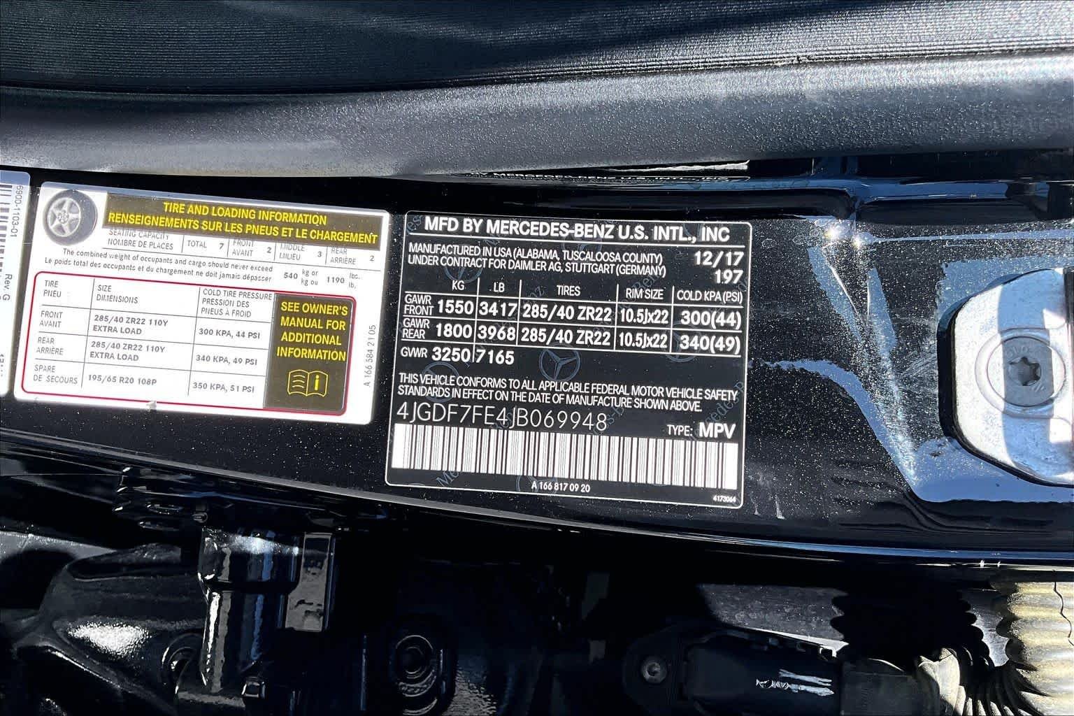 Used 2018 Obsidian Black Metallic Mercedes-Benz AMG® GLS 63 image 30