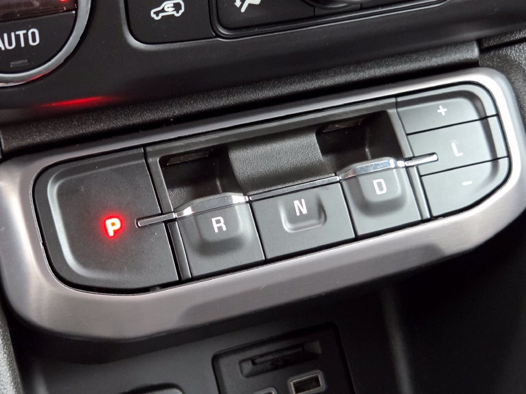 2023 GMC Acadia AT4 - Photo 38