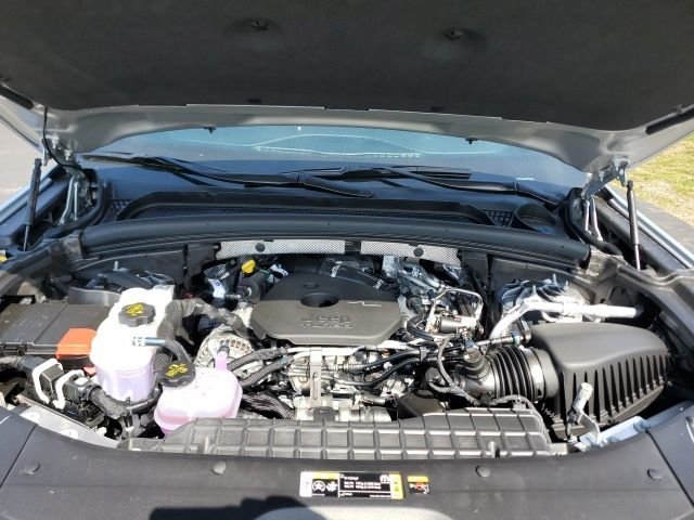 New 2026 Silver Zynith Exterior Paint Jeep Laredo Altitude image 11