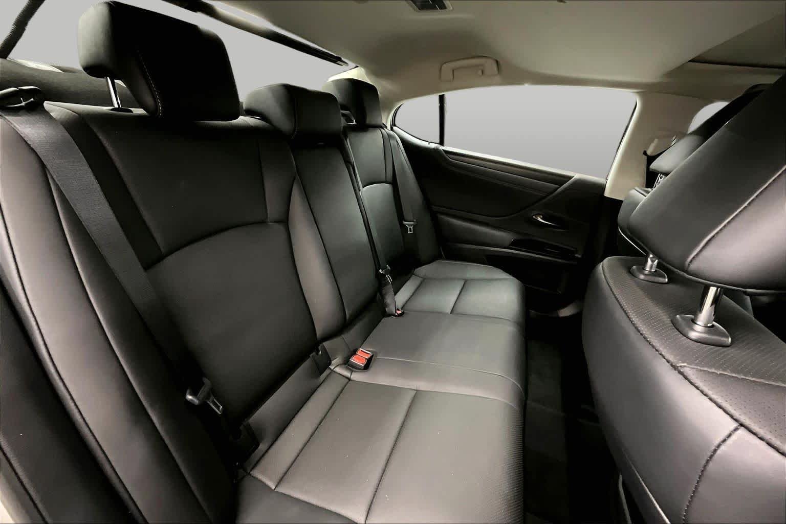 Certified Used 2024 Moonbeam Beige Metallic Lexus  image 21