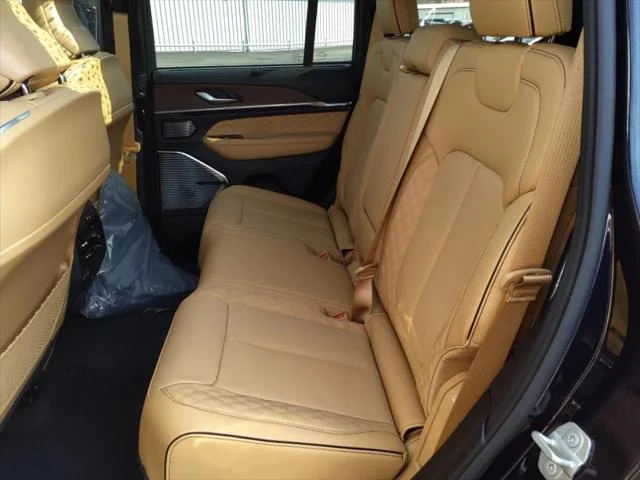 New 2024 Midnight Sky Exterior Paint Jeep Summit image 5