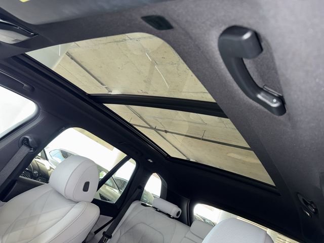 Certified Used 2024 Not Available BMW sDrive40i image 32