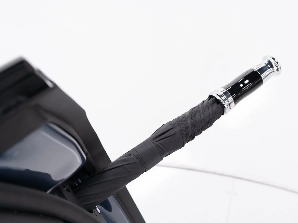 Used 2026 Black Diamond over Iguazu Blue Rolls-Royce  image 28