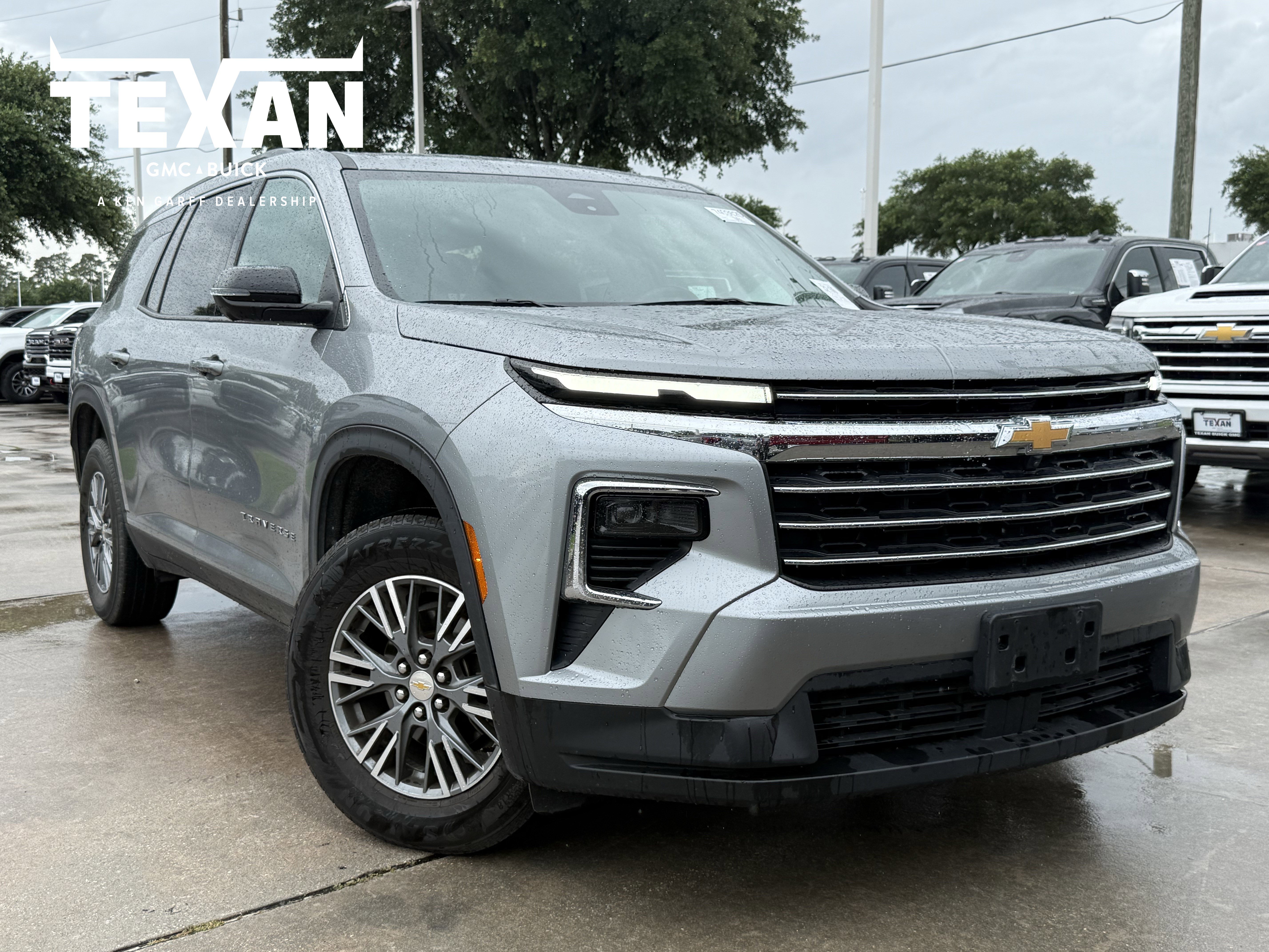 2024 Chevrolet Traverse's photo