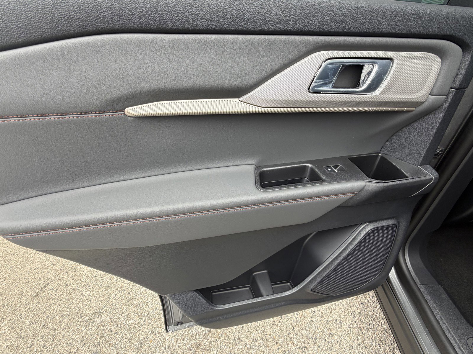 New 2026 Carbonized Gray Metallic Ford Active image 17