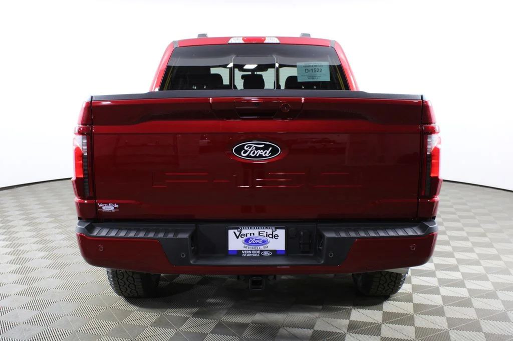 New 2026 Ruby Red Metallic Tinted Clearcoat Ford XLT image 6