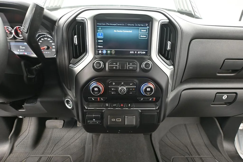 Used 2022  Chevrolet LT image 37