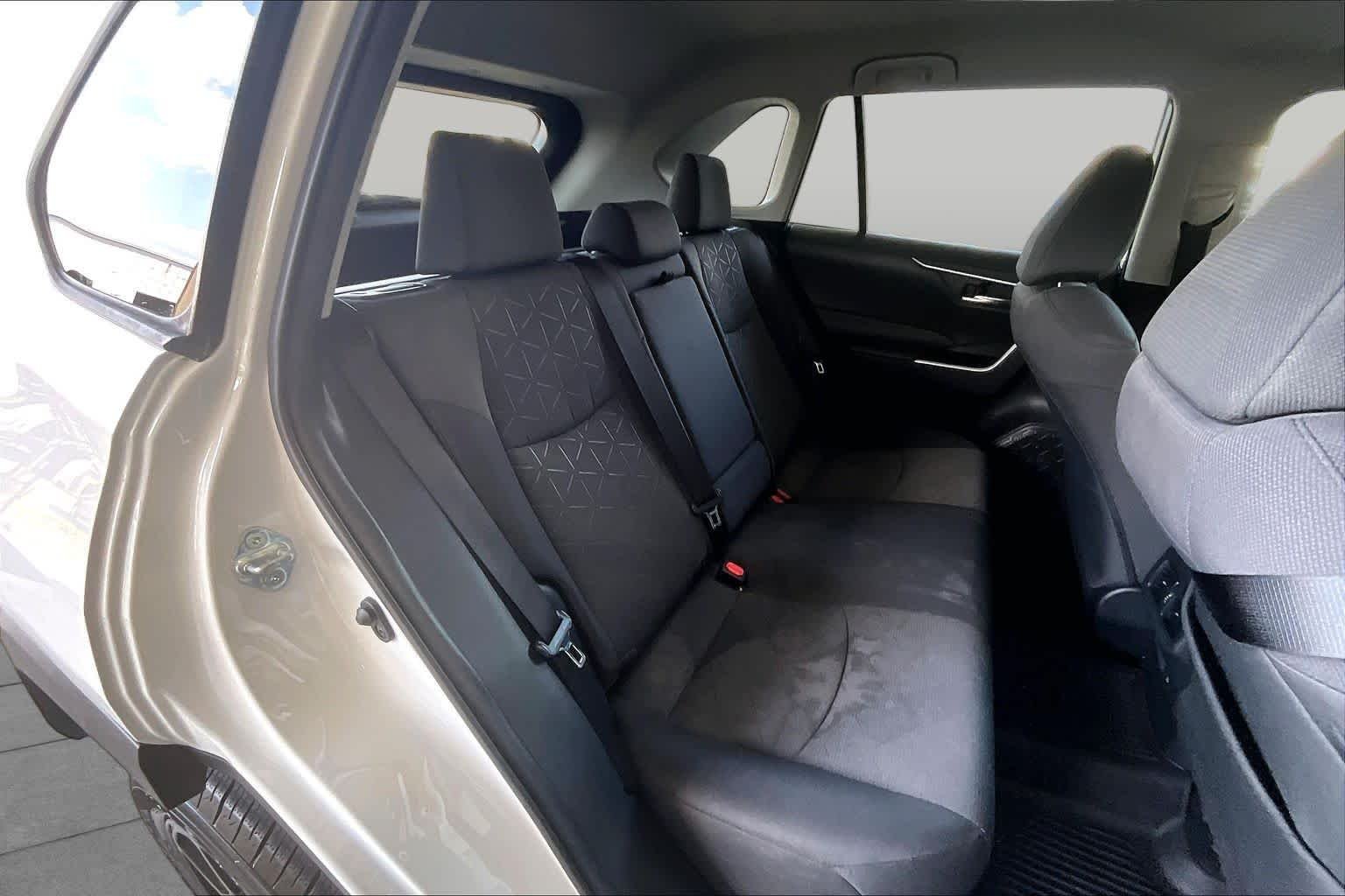 Used 2021 Super White Toyota XLE image 19