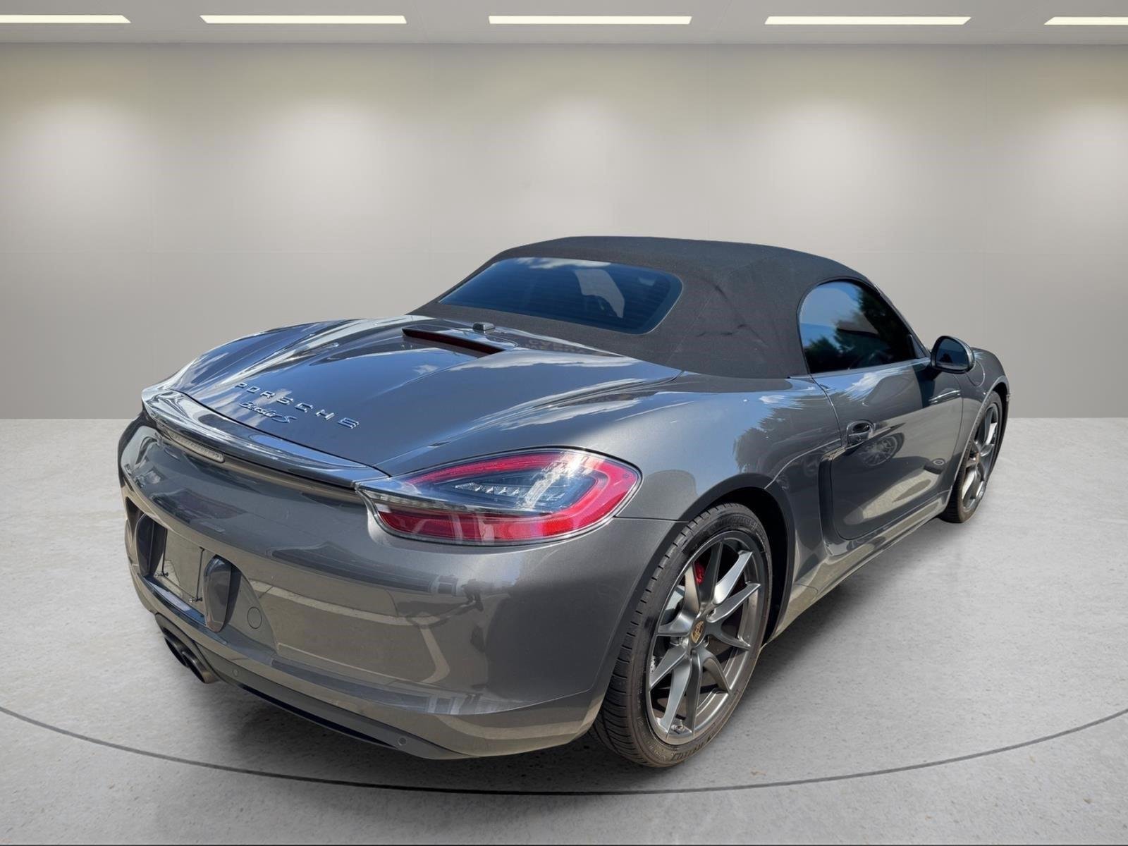 Used 2016 Agate Gray Metallic Porsche S image 7