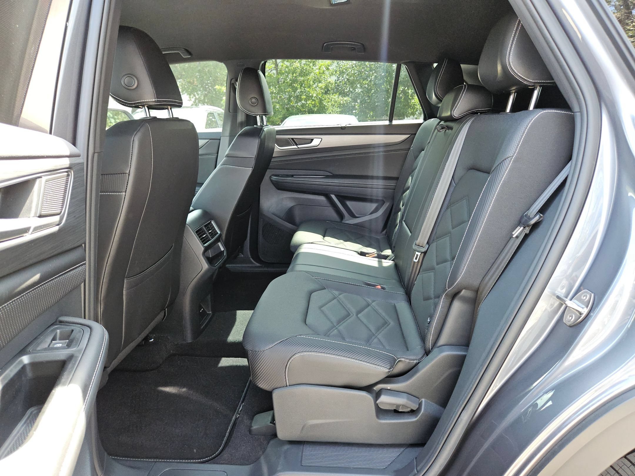 Certified Used 2024 Platinum Gray Volkswagen 2.0T SE w/Technology image 15