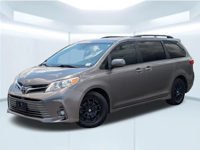2018 Toyota Sienna XLE