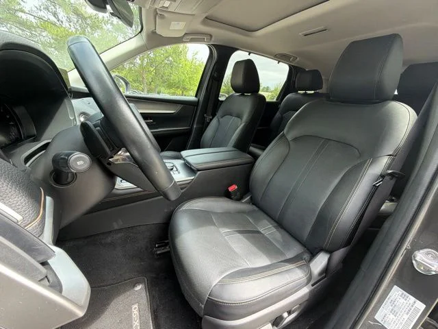 Used 2024 Gray Mazda Preferred image 10