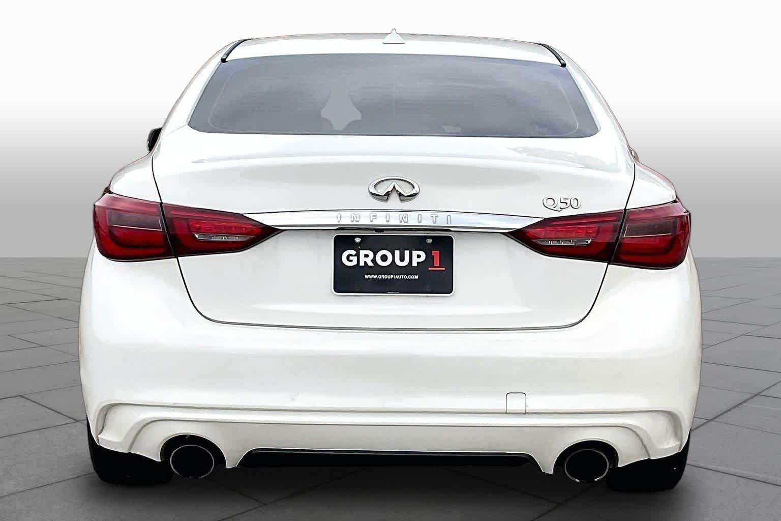 Used 2019 Pure White INFINITI 3.0t LUXE image 5