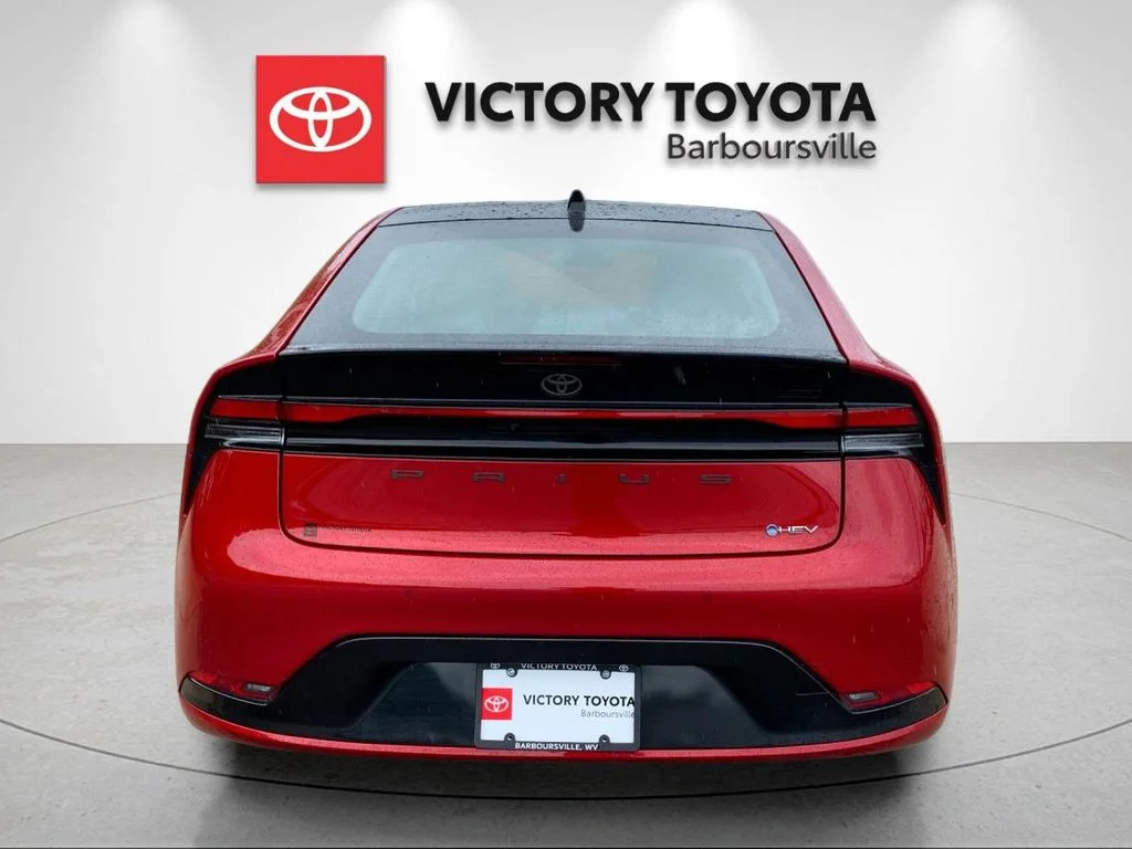 Used 2025 Red Toyota Limited image 4