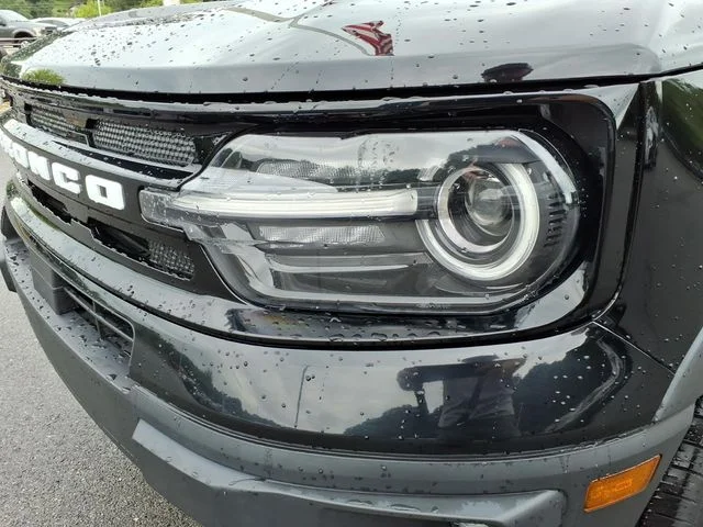 Used 2023 Black Ford Outer Banks image 4