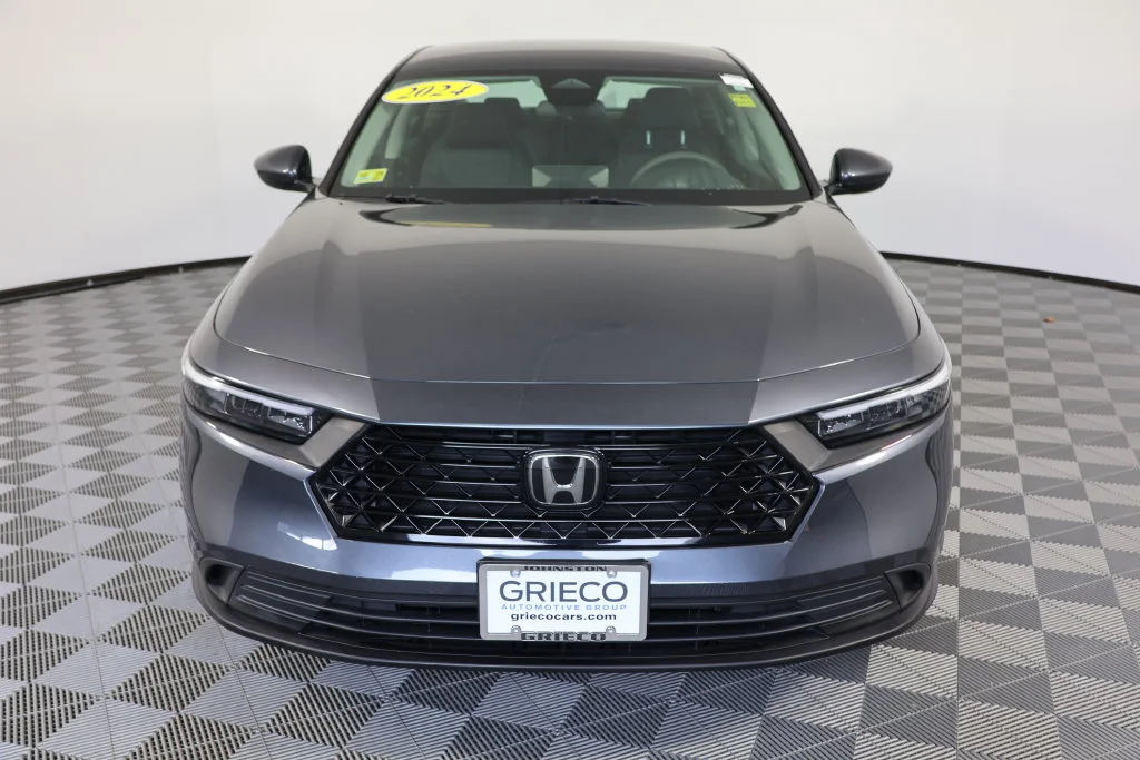 Used 2024 Meteorite Gray Metallic Honda LX image 3