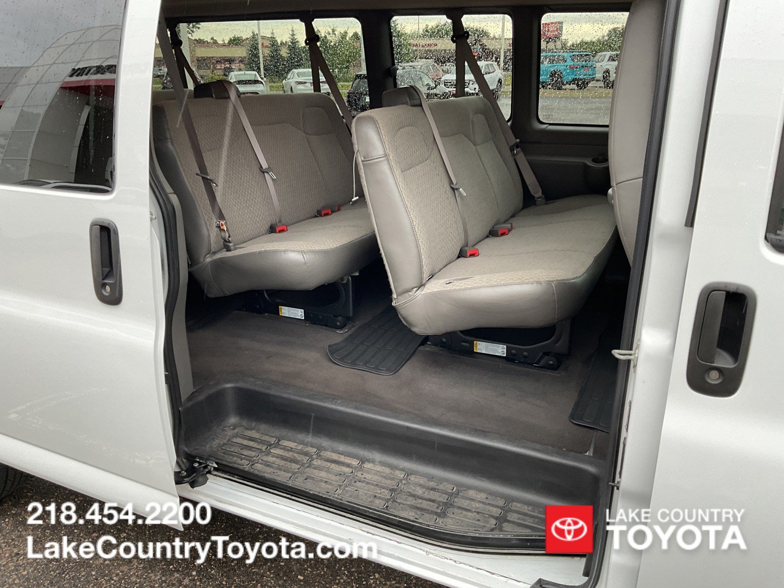 Used 2025 White Chevrolet LT image 13