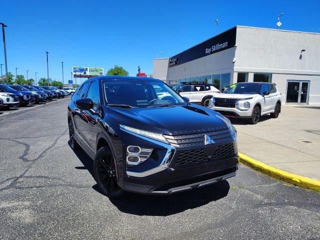 2024 Mitsubishi Eclipse Cross LE S-AWC's photo