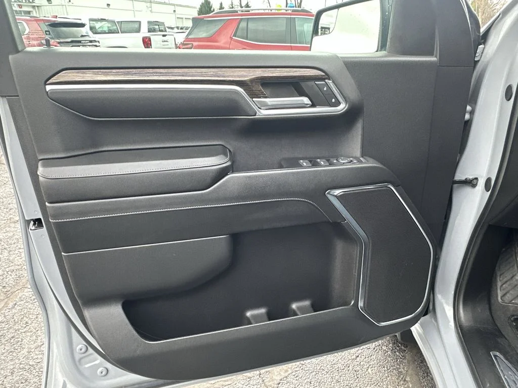 Certified Used 2024 Gray GMC Elevation image 18