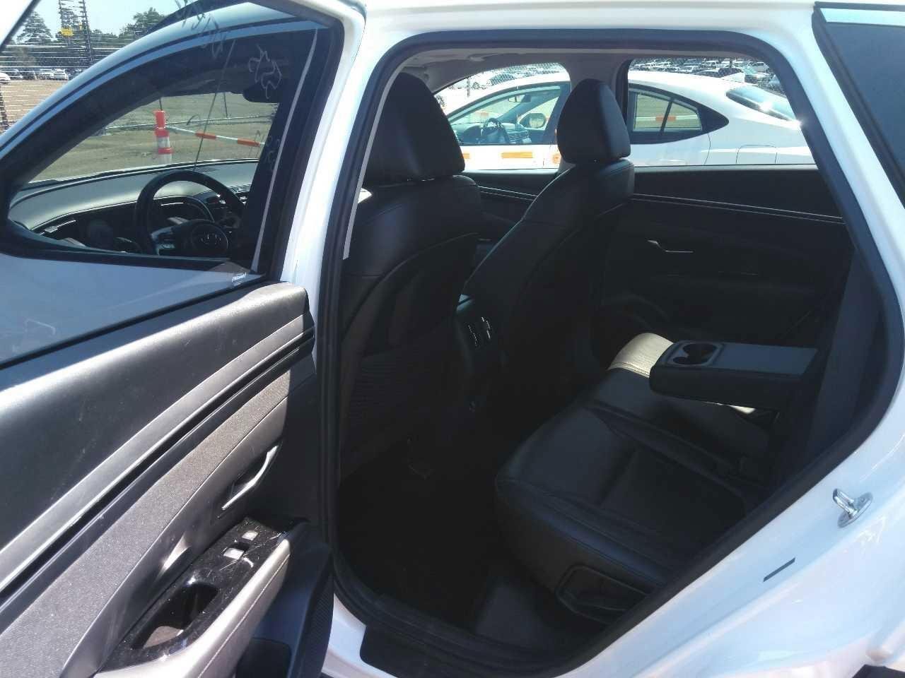 Used 2024 White Pearl Hyundai Limited image 6